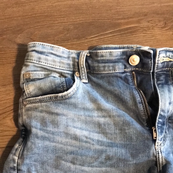 H&M Jean shorts - Picture 2 of 6